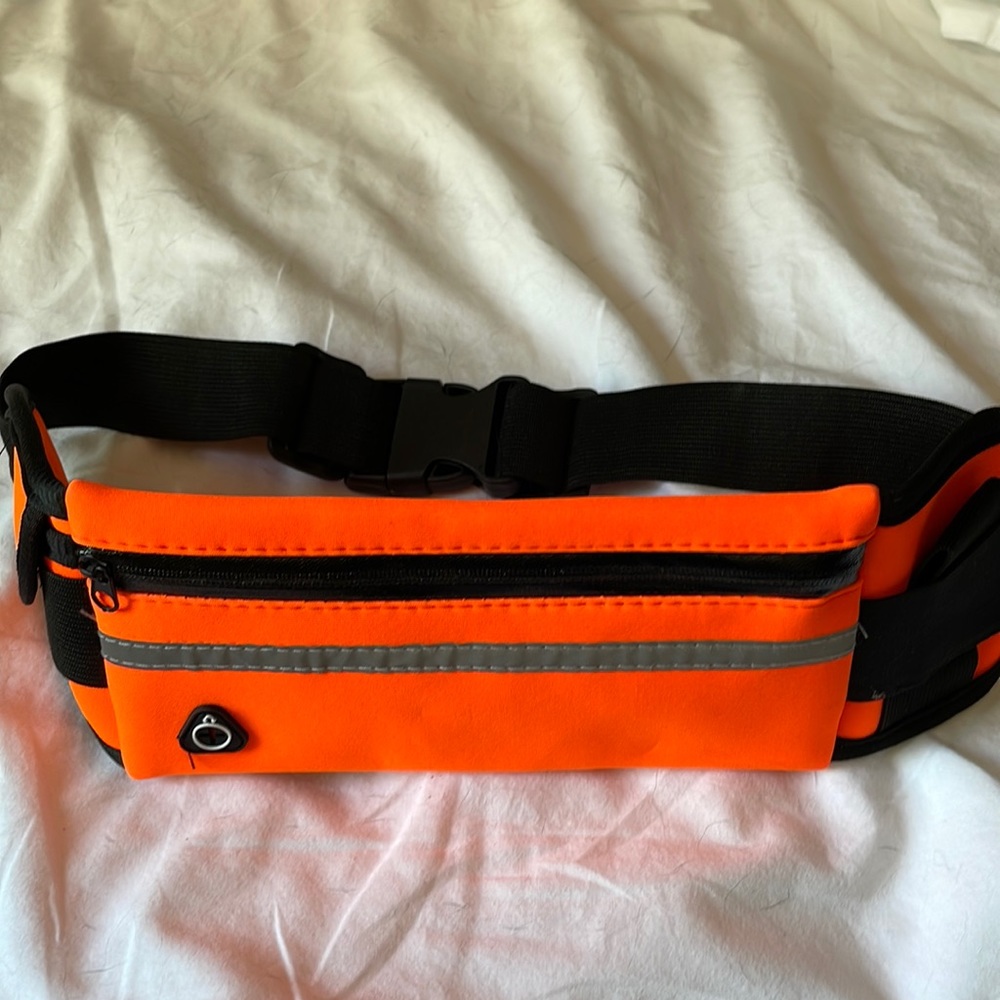 Fanny pack for running or biking